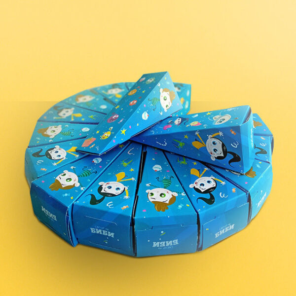 Картонска торта „Светот на Биби“